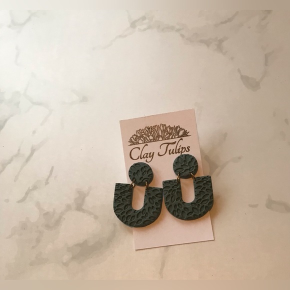 ⚡️SOLD NEW HANDMADE Hand Stamped Forest Green Earrings by TheClayTulip - Picture 4 of 5